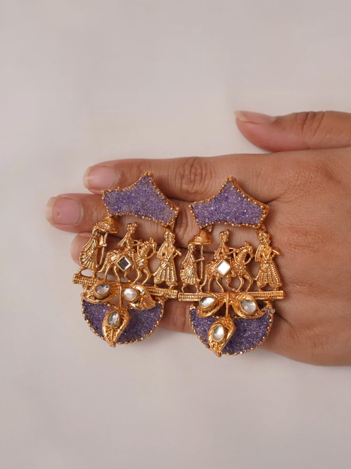 Dhol Taashay In Lilac