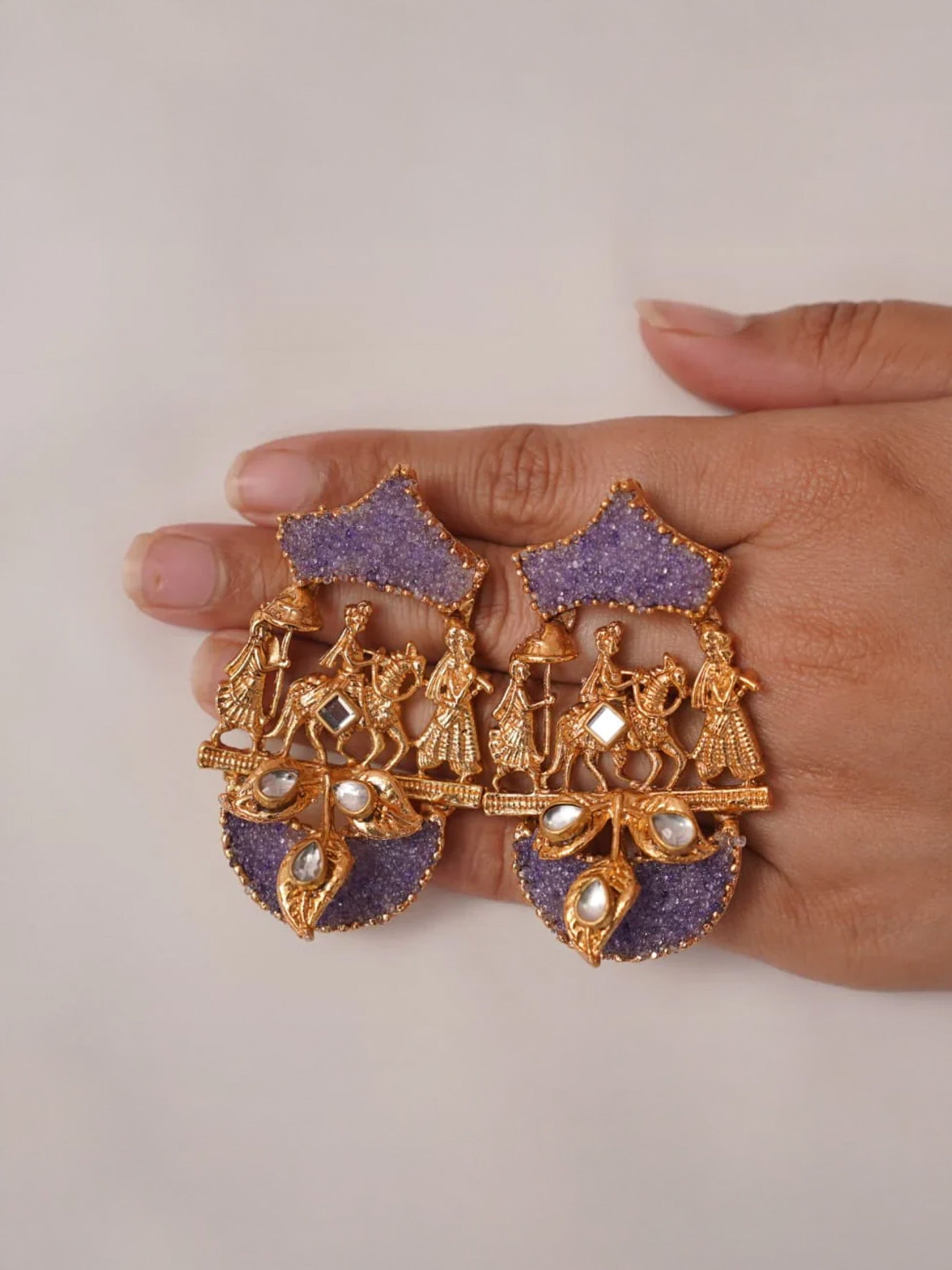 Dhol Taashay In Lilac