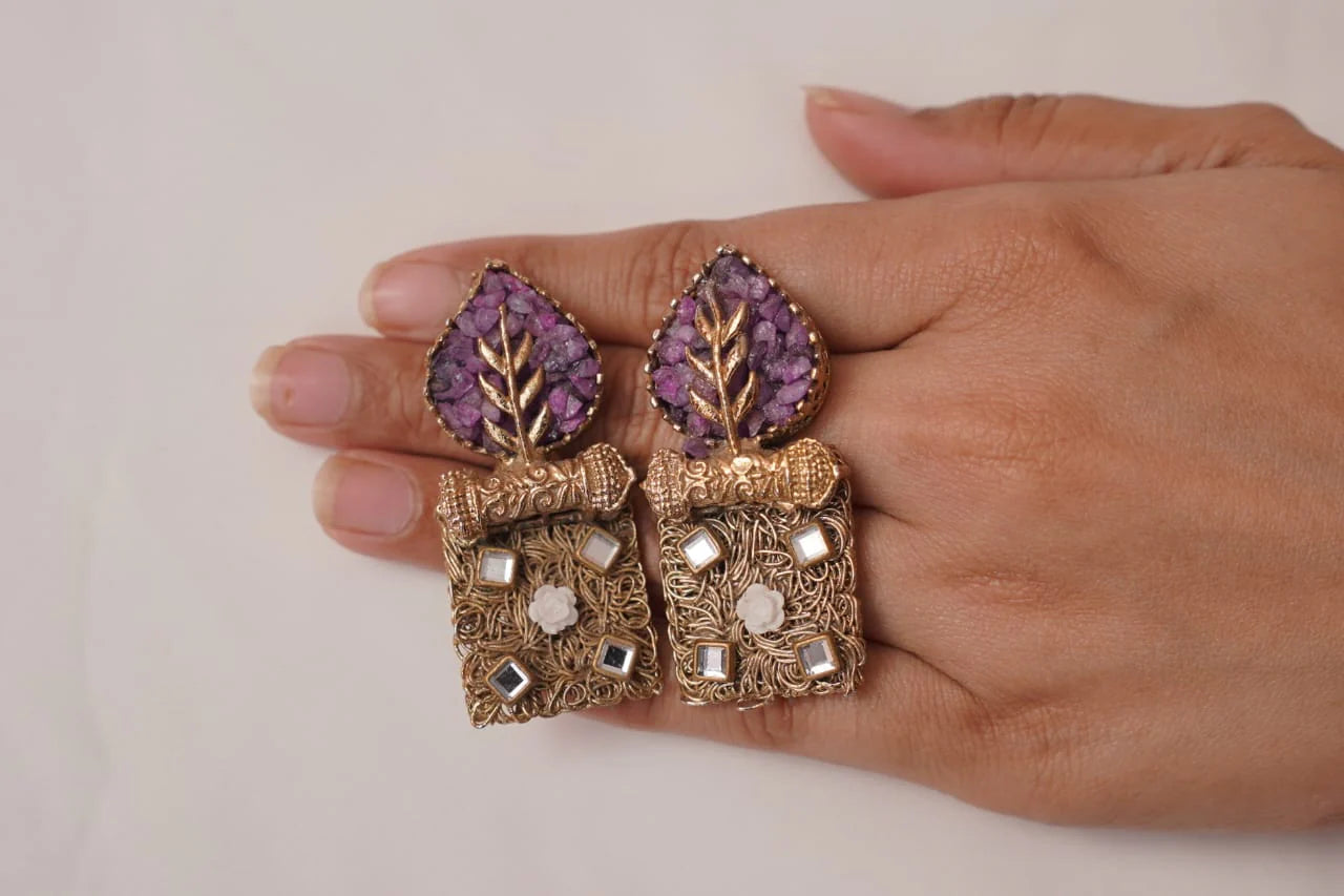 Paan Patta In Purple