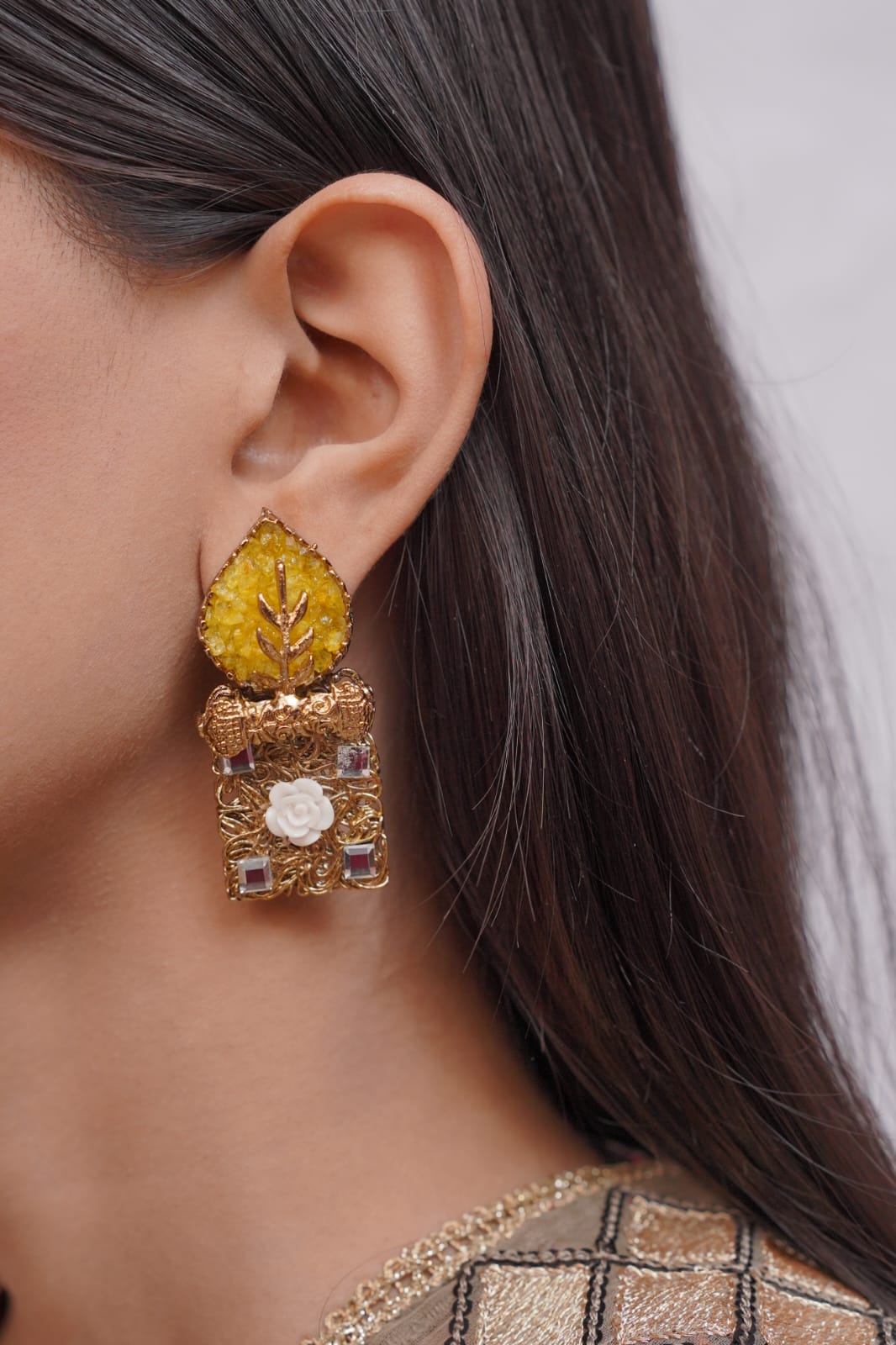 Paan Patta In Yellow