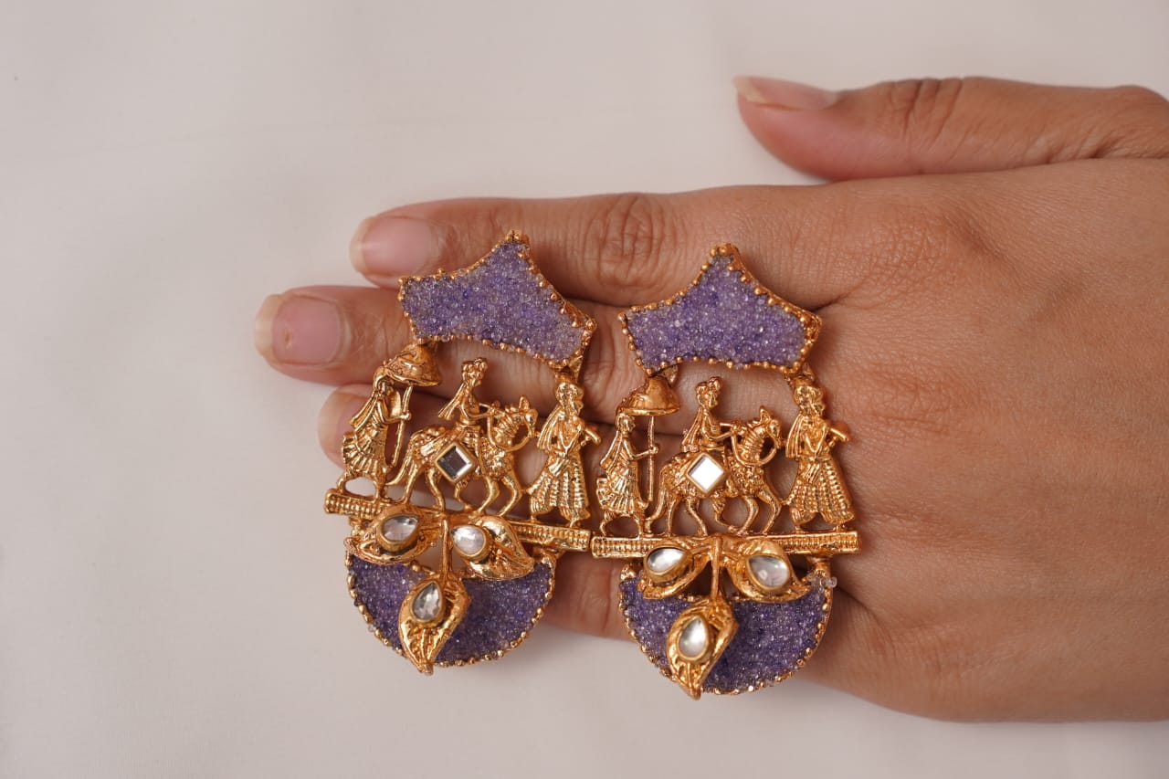 Dhol Taashay In Lilac