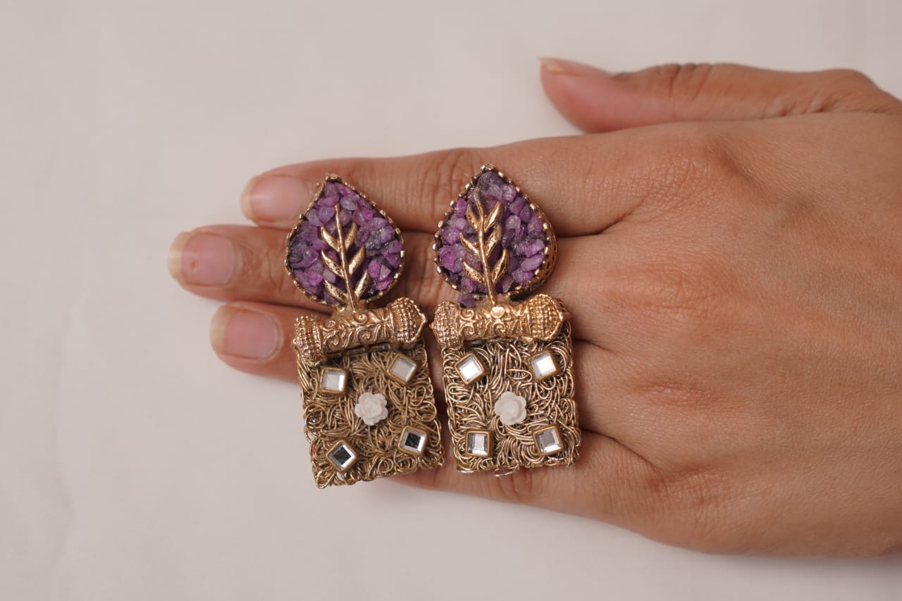 Paan Patta In Purple