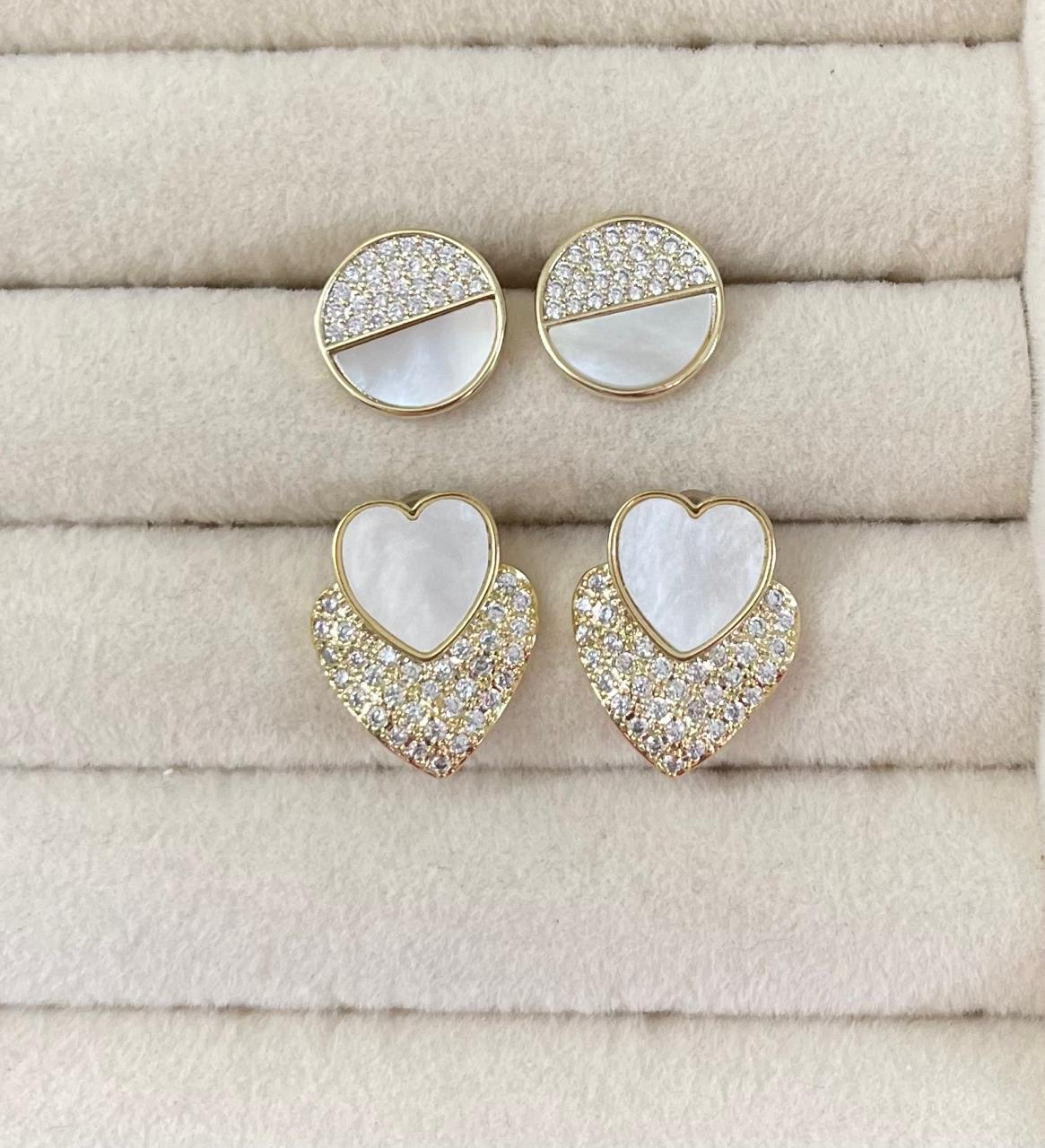 Hi-Tea Hearts X Round Studs